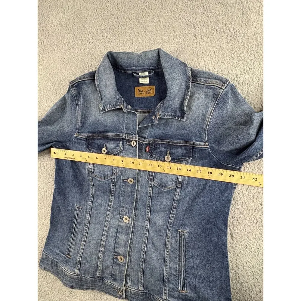 Levi's Denim Trucker Jacket Men's XL Blue Jean Collared Faded Long Sleeves
